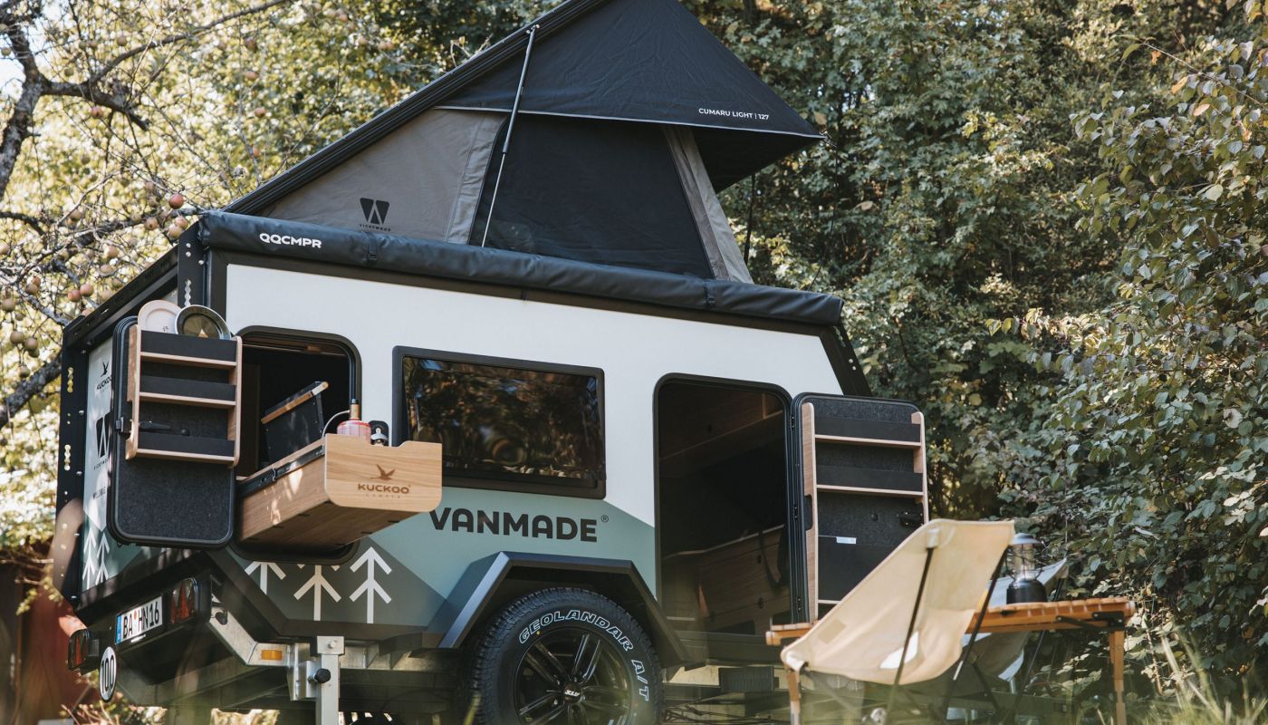 Kuckoo Camper gemeinsam draussen Au&szlig;enansicht Max