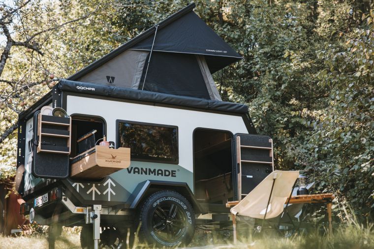 Kuckoo Camper Gemeinsam Draussen Außenansicht Max